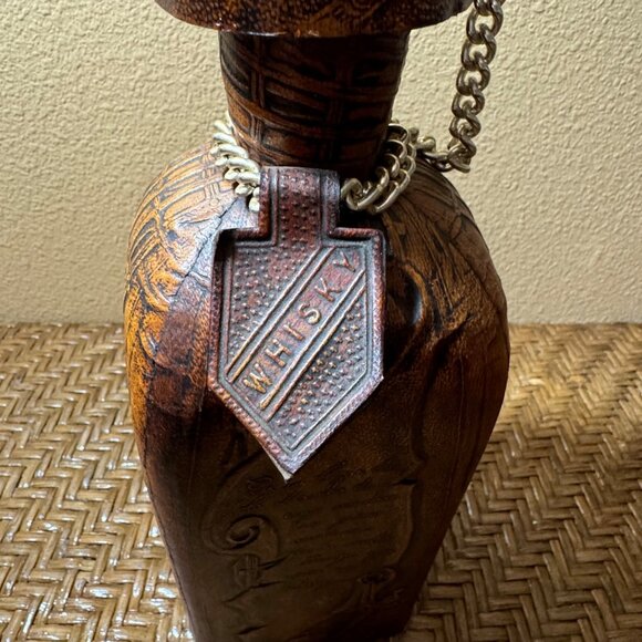 Vintage Embossed Leather Wrapped Decanter With Cork Stopper & WHISKY Tag - Picture 2 of 15